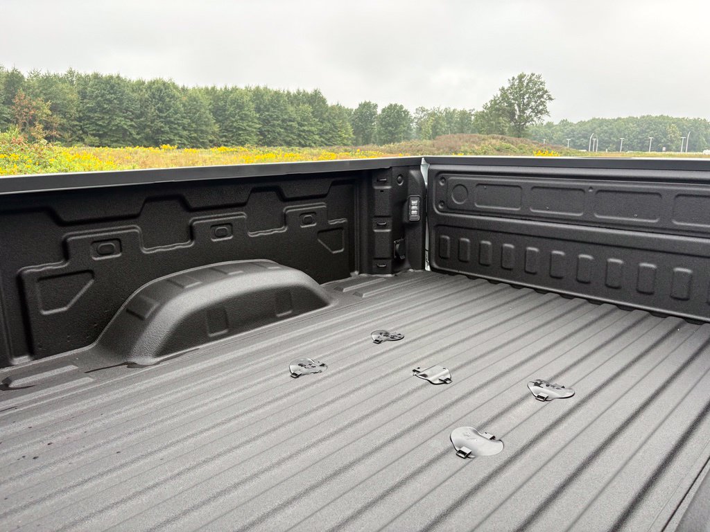 New 2026 Chevrolet Silverado 2500 Custom w/ Custom Value Package AWD/4WD image 40