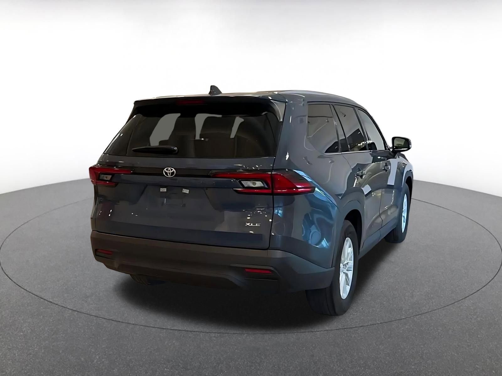 Used 2025 Toyota Grand Highlander FWD image 12