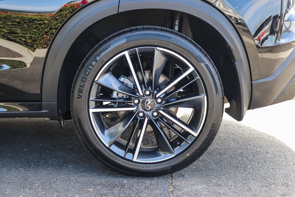 Certified 2023 INFINITI QX55 Luxe w/ Cargo Package AWD/4WD image 11