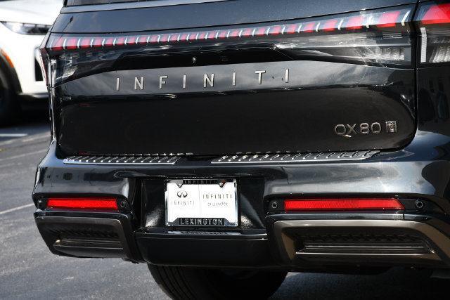 Used 2025 INFINITI QX80 Autograph w/ Autograph Exterior Package AWD/4WD image 29