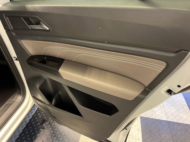 Used 2021 Volkswagen Atlas Cross Sport SEL FWD image 14