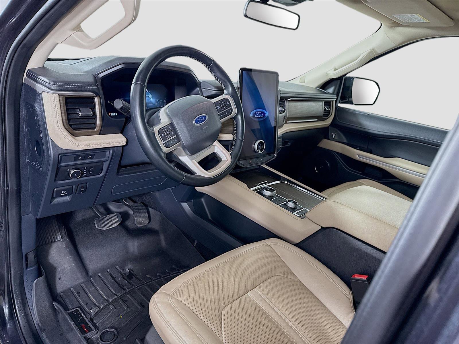 Used 2022 Ford Expedition Max Limited image 3