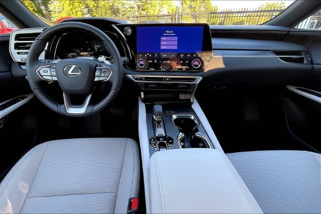 New 2026 Lexus RX 350h AWD/4WD image 5