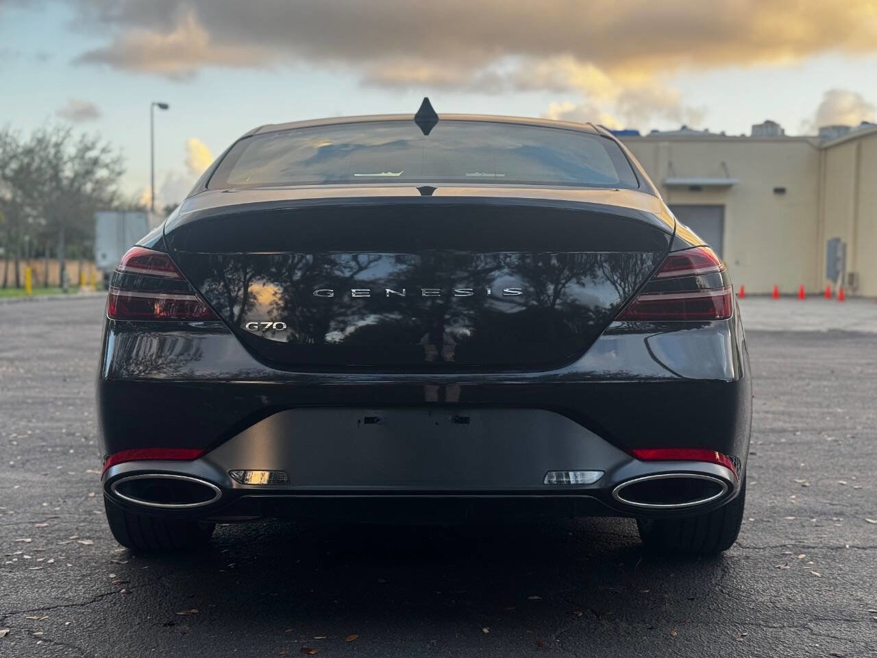 Used 2025 Genesis G70 2.5T image 45