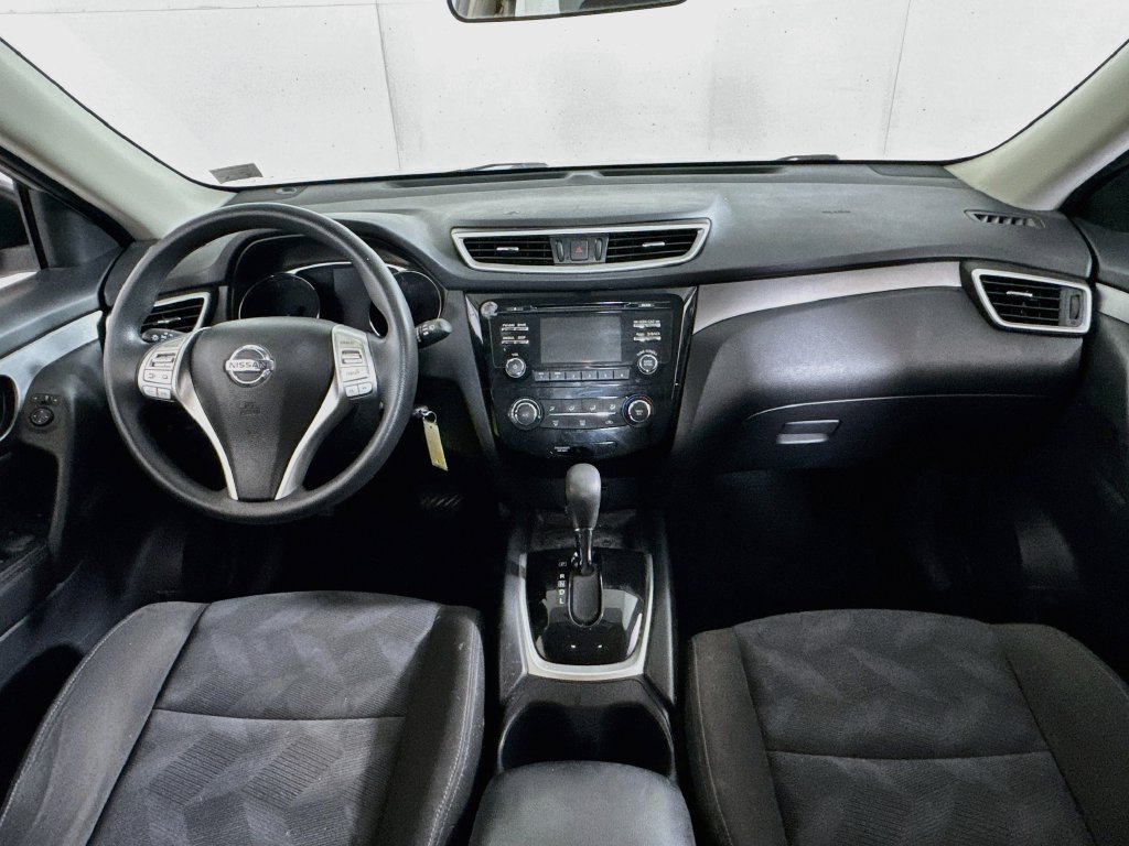Used 2016 Nissan Rogue S AWD/4WD image 23