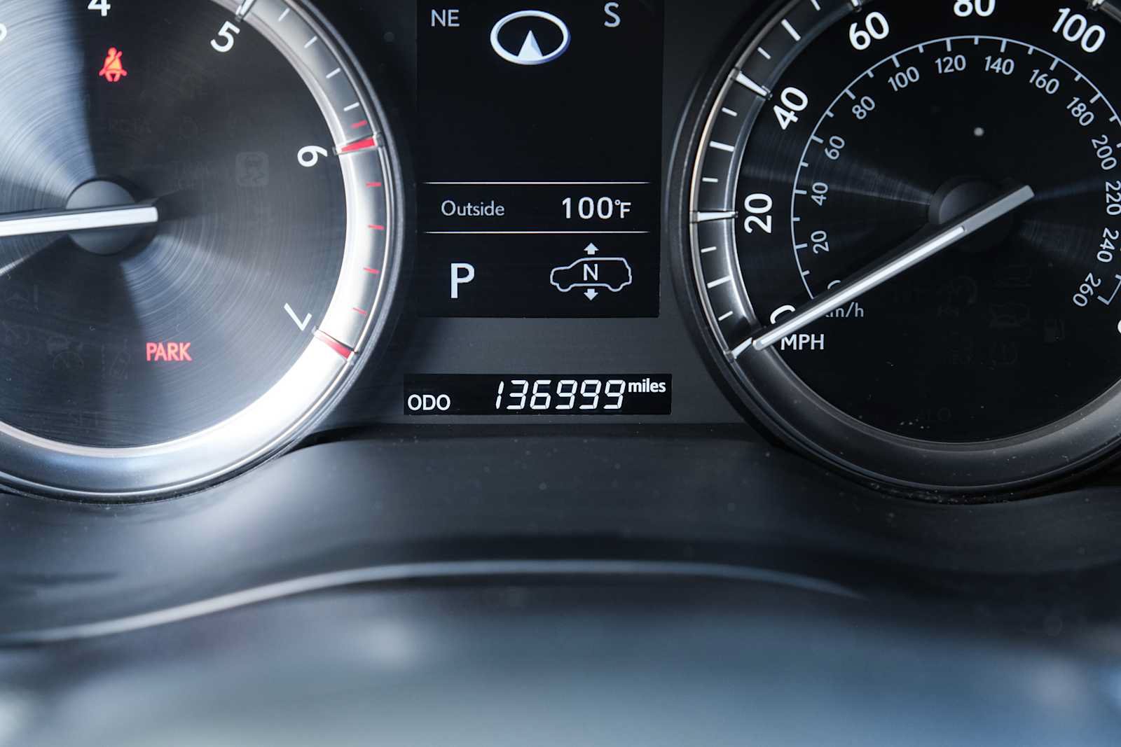 Used 2017 Lexus LX 570 4WD w/ Luxury Package image 57
