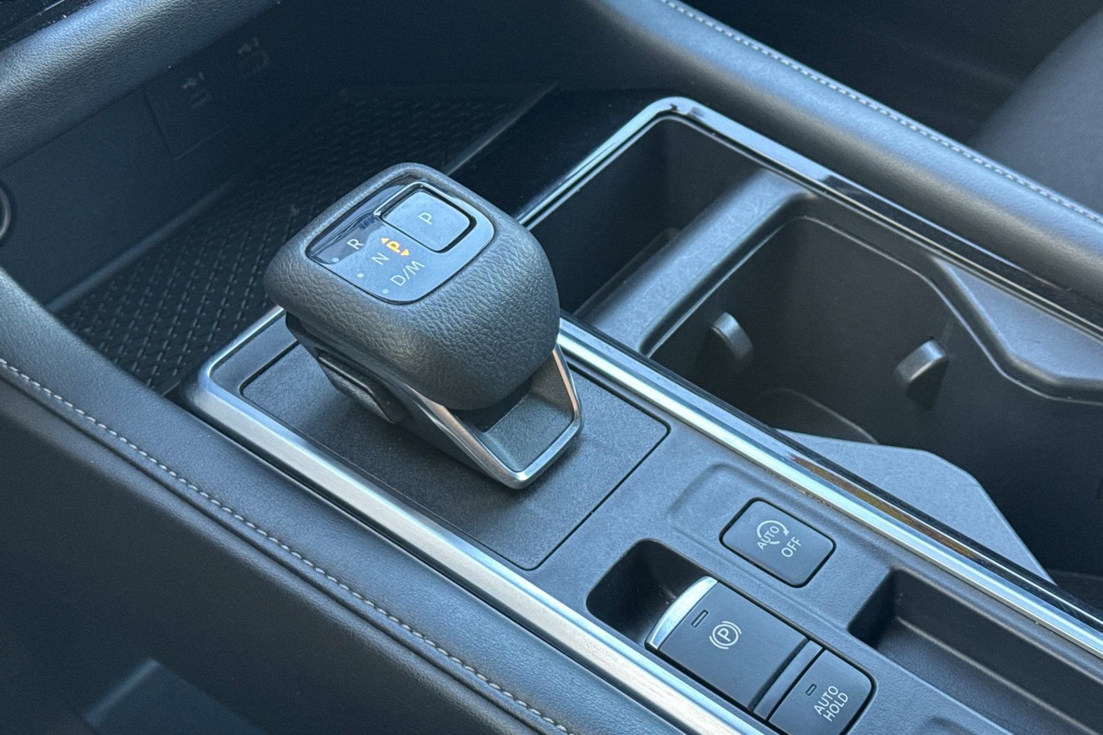 Certified 2024 Nissan Pathfinder SV image 25