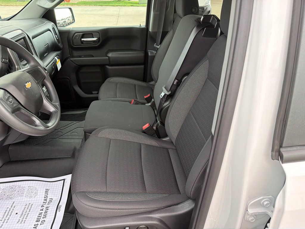 New 2026 Chevrolet Silverado 1500 Custom w/ Turbomax Blackout Package AWD/4WD image 18