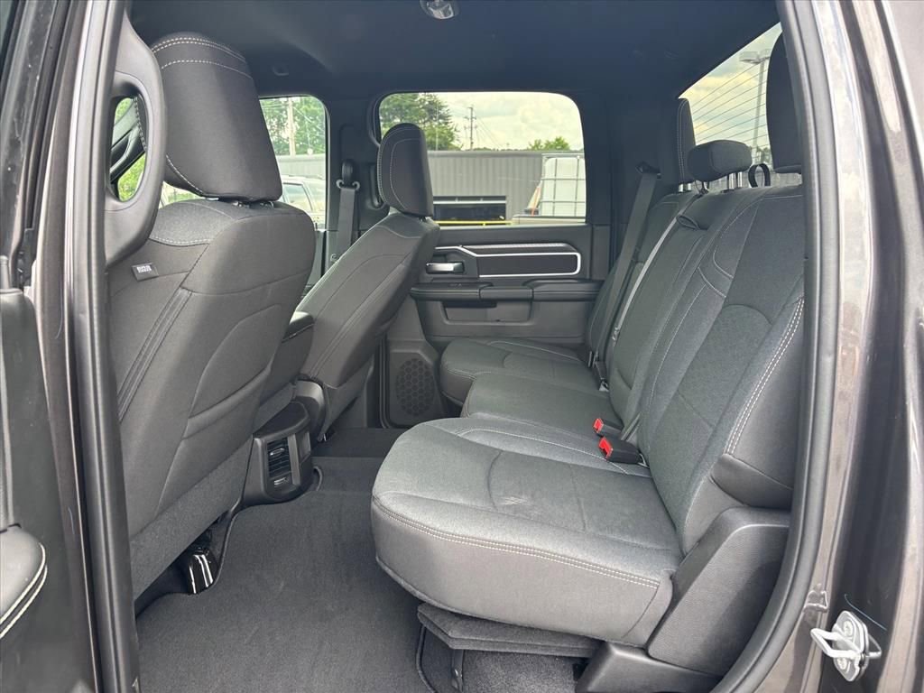 New 2026 RAM 3500 Big Horn AWD/4WD image 11