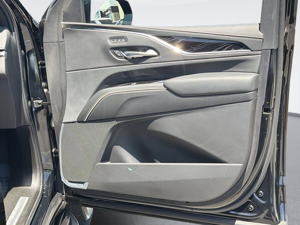Certified 2023 Cadillac Escalade Sport AWD/4WD image 32