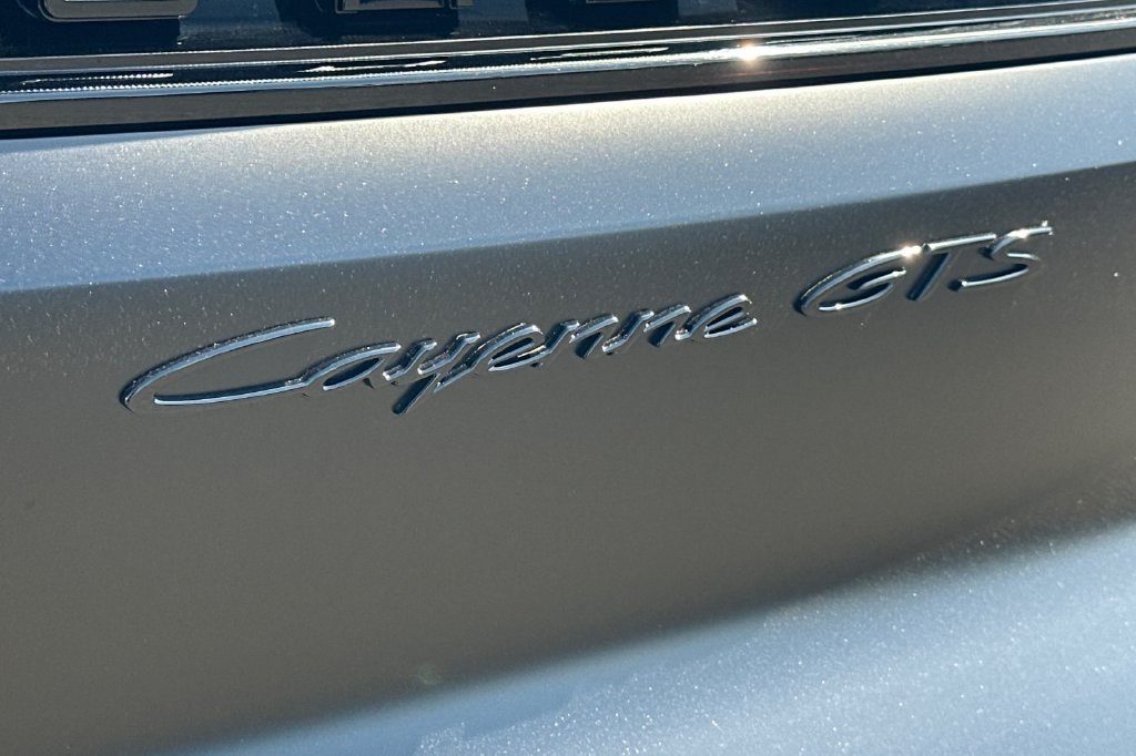 Used 2026 Porsche Cayenne GTS AWD/4WD image 35
