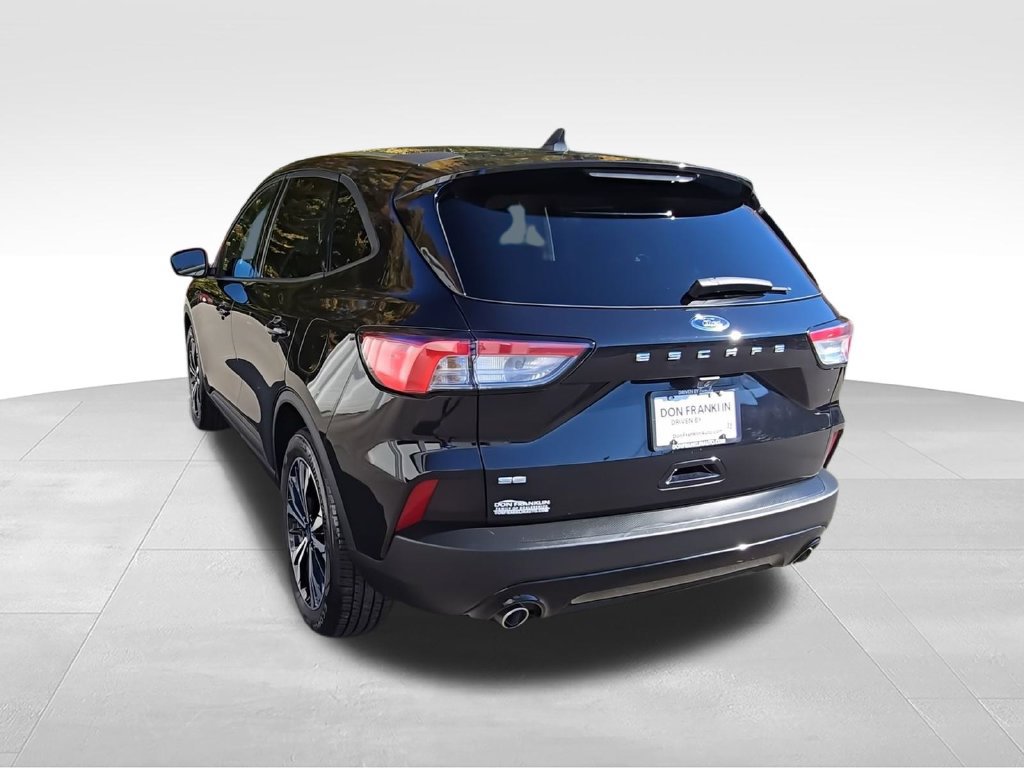 Used 2021 Ford Escape SE w/ SE Sport Appearance Package FWD image 7