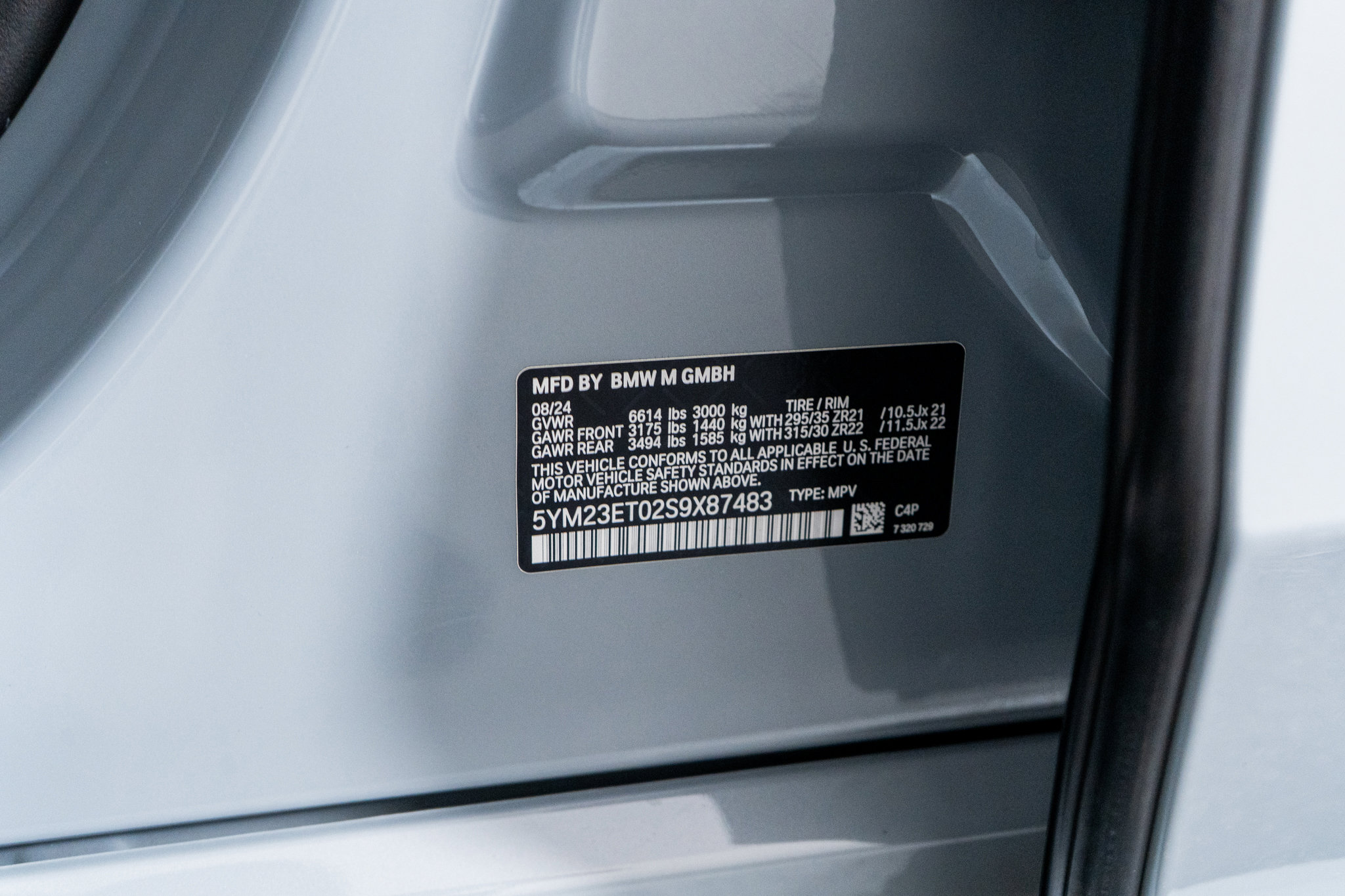 Used 2025 BMW X6 M Competition w/ Executive Package image 55