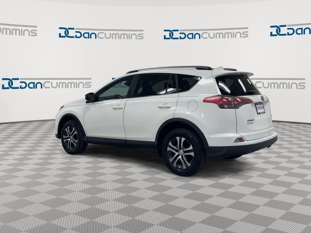 Used 2017 Toyota RAV4 LE image 6
