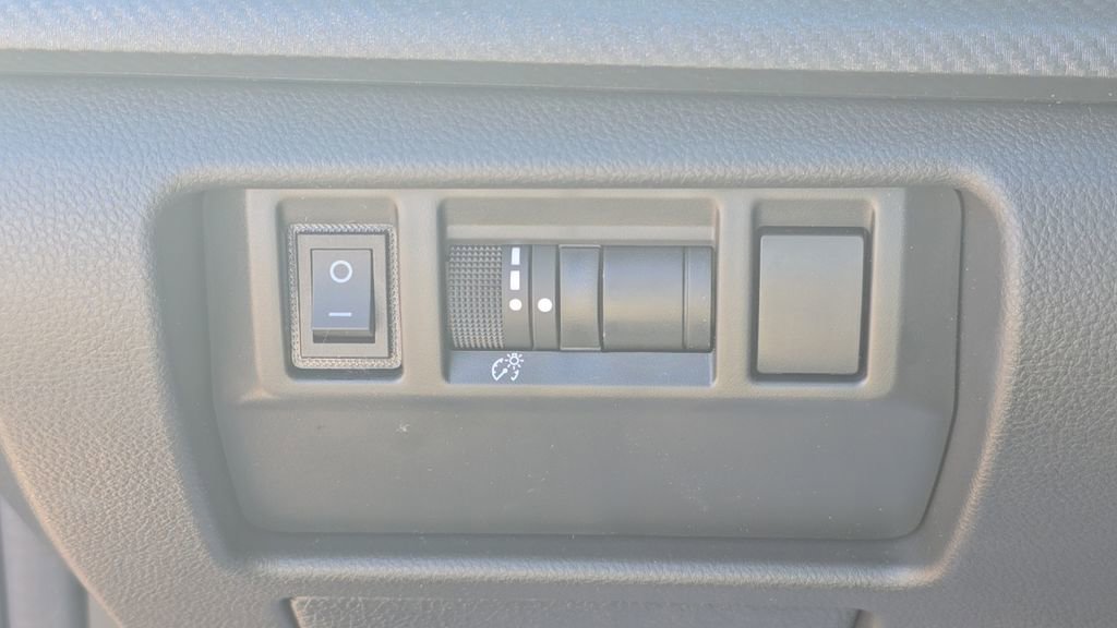 Used 2025 Subaru Crosstrek 2.5i Sport w/ Crosstrek Mirror Package image 30