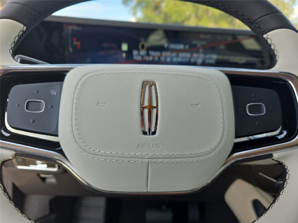 New 2026 Lincoln Nautilus Black Label AWD/4WD image 23