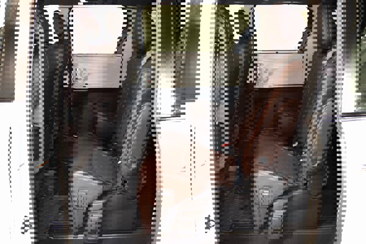 Used 2022 Toyota Sienna Platinum image 50