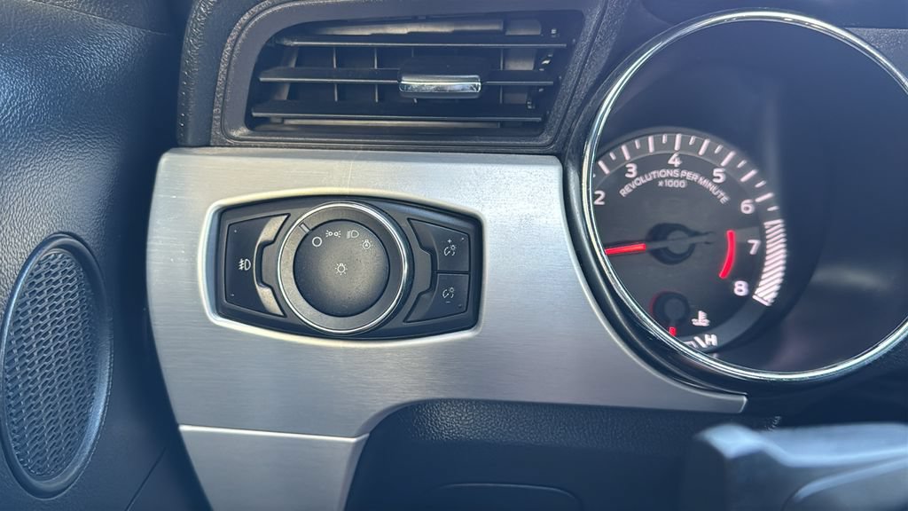 Used 2015 Ford Mustang GT Premium RWD image 18