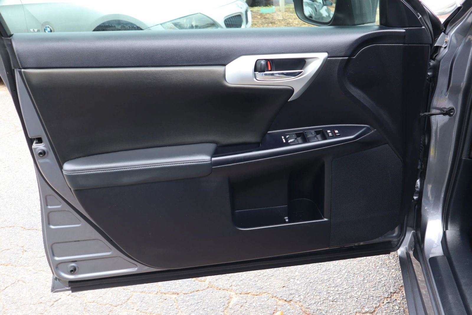 Used 2012 Lexus CT 200h image 7