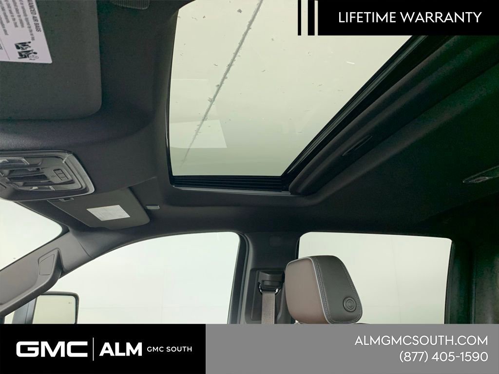 New 2026 GMC Sierra 2500 Denali w/ Denali Reserve Package image 17