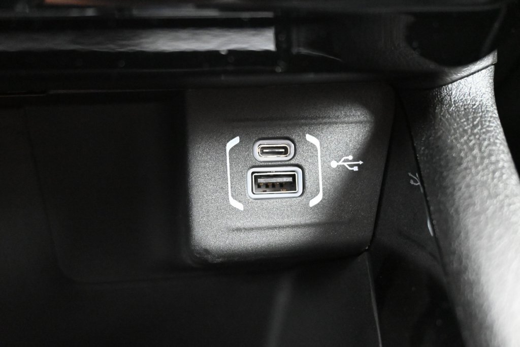 New 2026 Jeep Compass Latitude AWD/4WD image 10