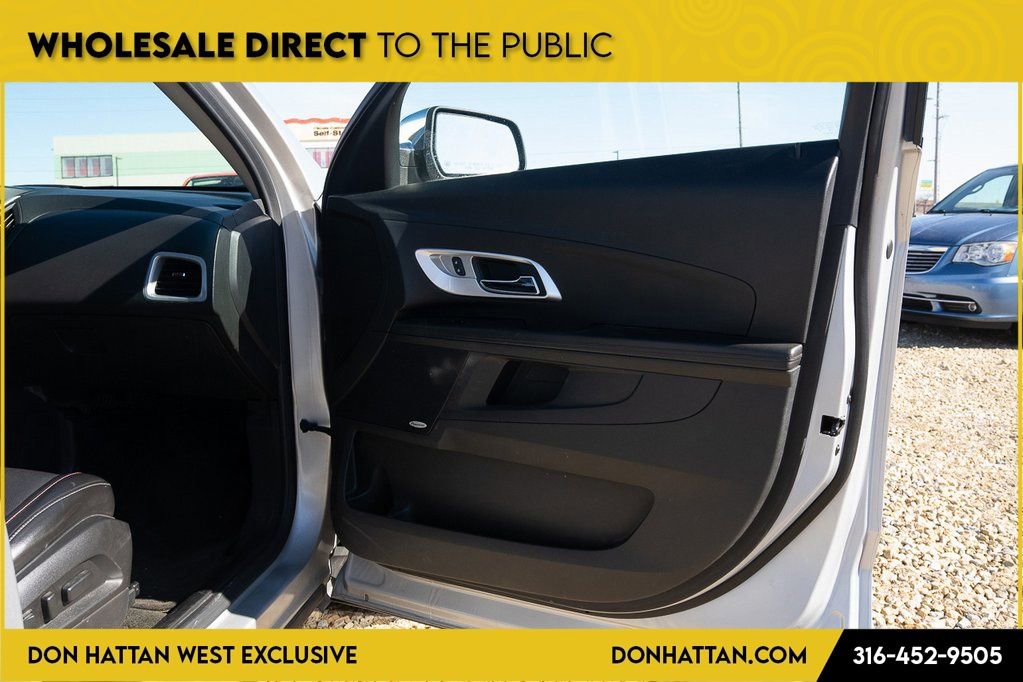 Used 2017 Chevrolet Equinox Premier w/ Enhanced Convenience Package image 22
