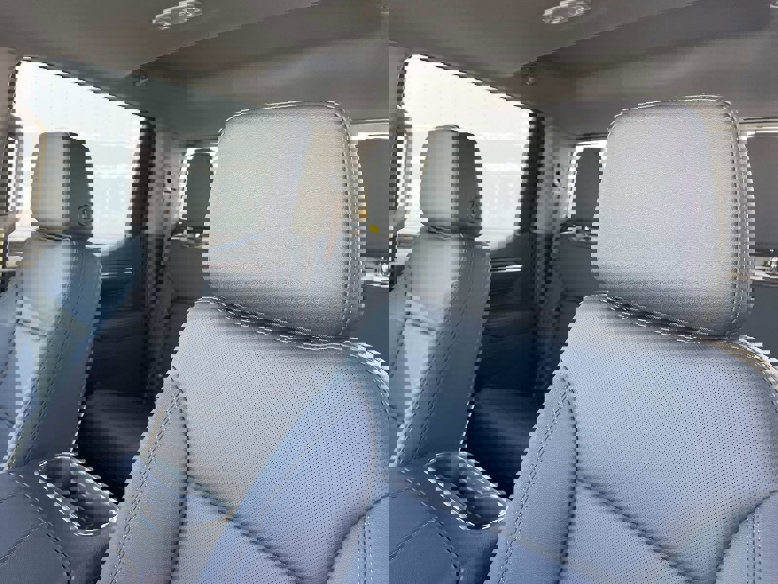 New 2026 GMC Sierra 1500 SLT w/ SLT Premium Package image 23