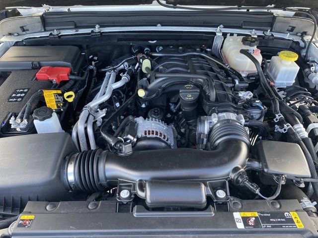 Used 2023 Jeep Gladiator Mojave w/ LED Lighting Group AWD/4WD image 23