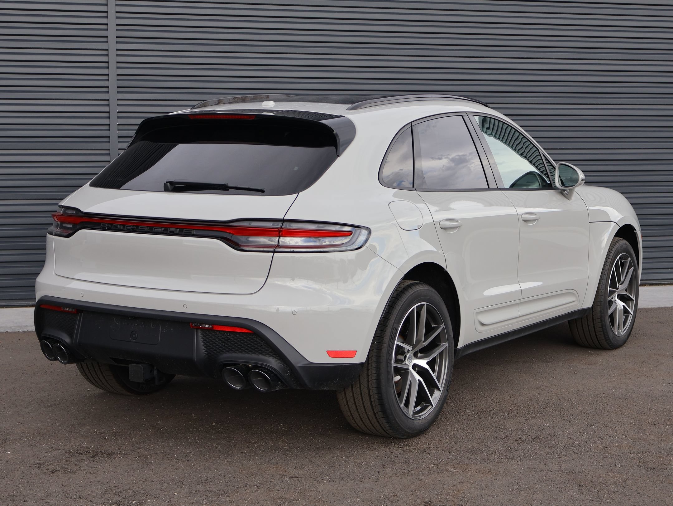 New 2026 Porsche Macan AWD/4WD image 9