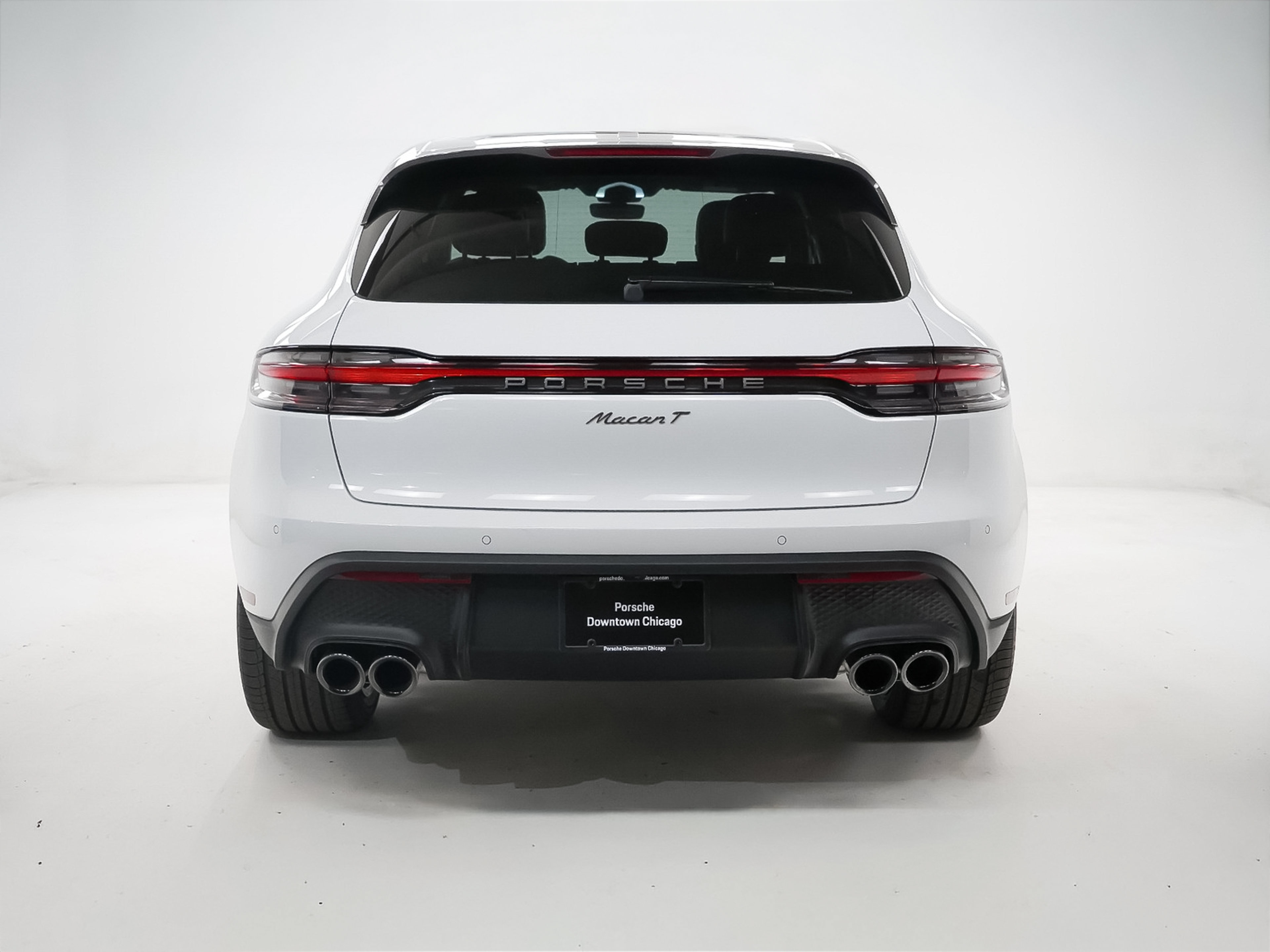 Certified 2026 Porsche Macan Turbo AWD/4WD image 9