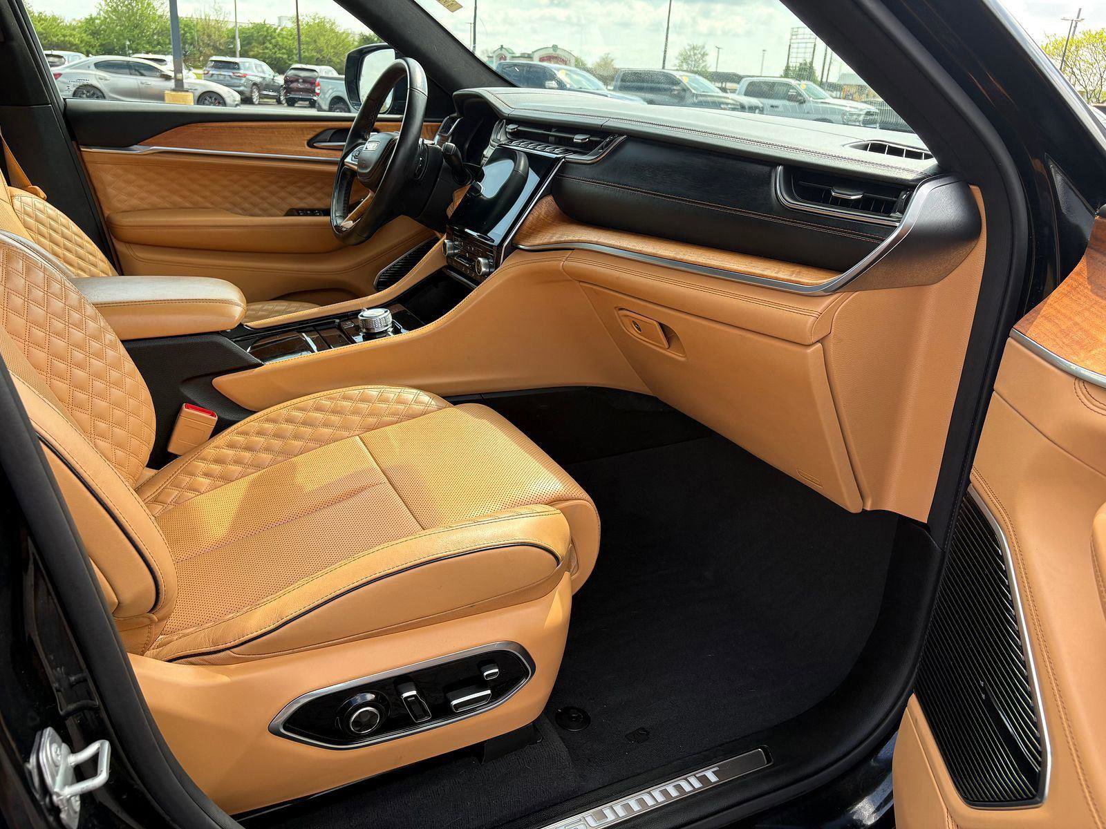 Used 2021 Jeep Grand Cherokee L Summit image 10