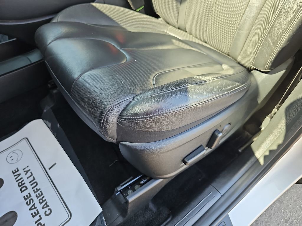 Used 2022 Hyundai Palisade SEL w/ Premium Package image 34