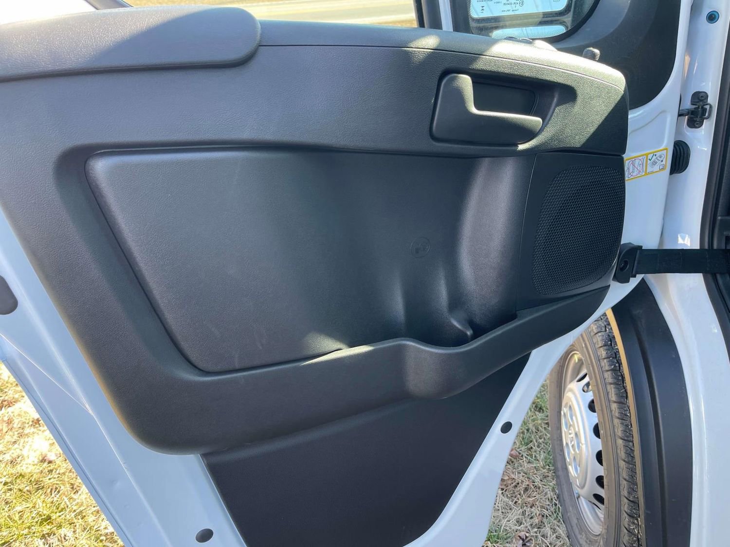 New 2025 RAM ProMaster 3500 w/ Safety Group FWD image 13