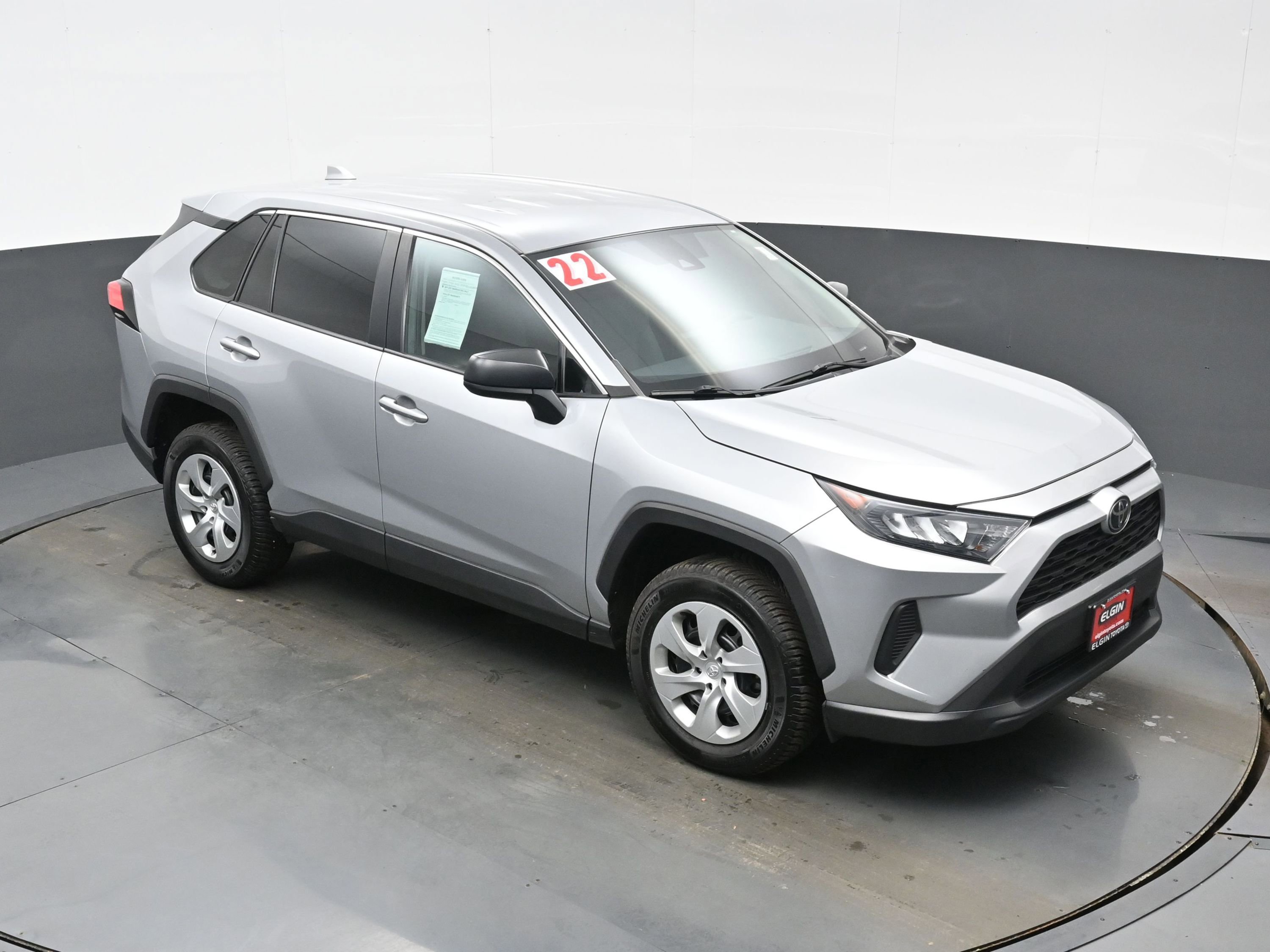Used 2022 Toyota RAV4 LE AWD/4WD image 32