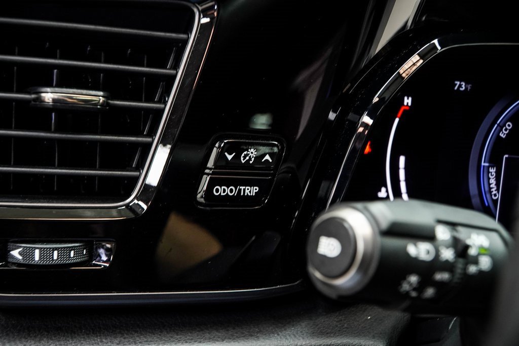 Used 2024 Lexus NX 300h AWD w/ Luxury Package image 35