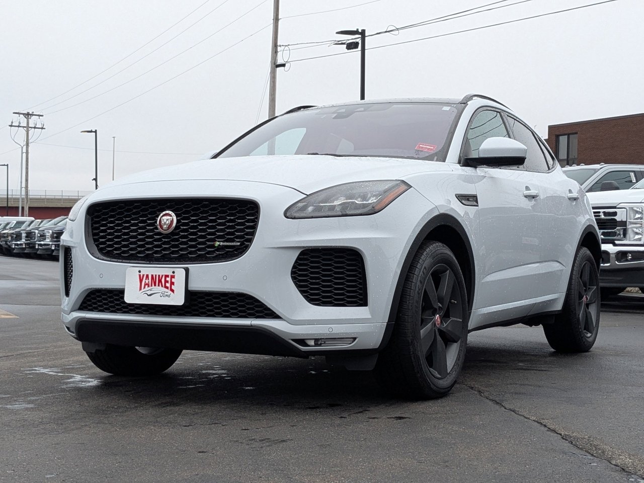 Used 2020 Jaguar E-PACE Checkered Flag image 8