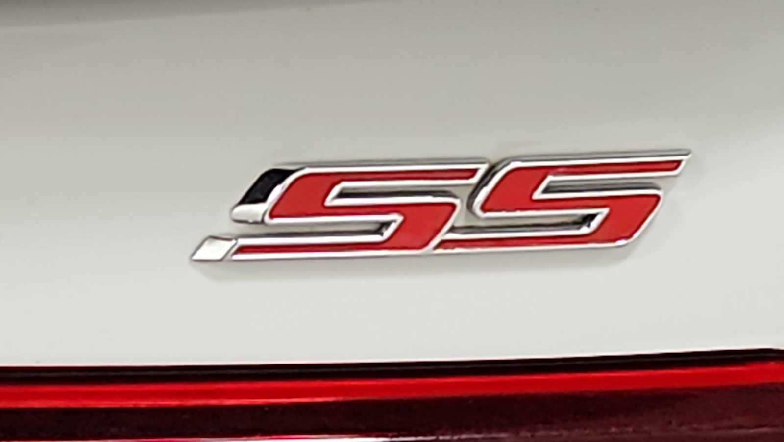 Used 2014 Chevrolet Camaro SS w/ RS Package RWD image 27