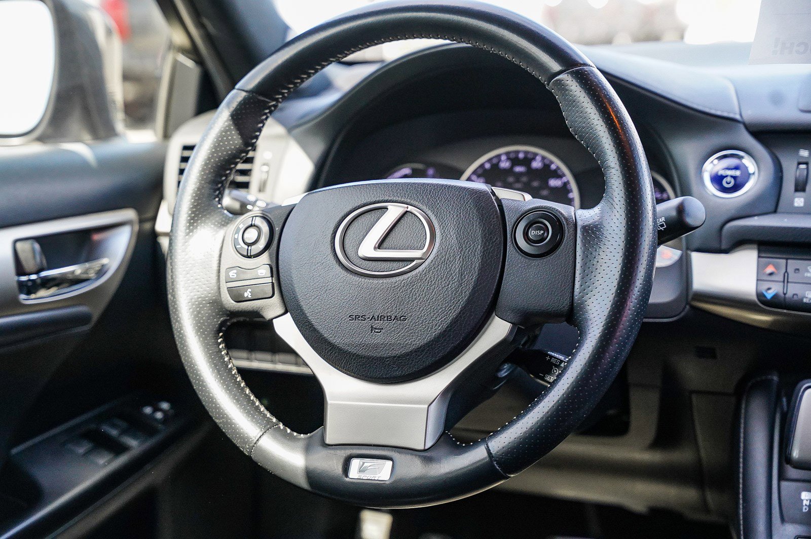 Used 2015 Lexus CT 200h w/ Navigation Package image 16