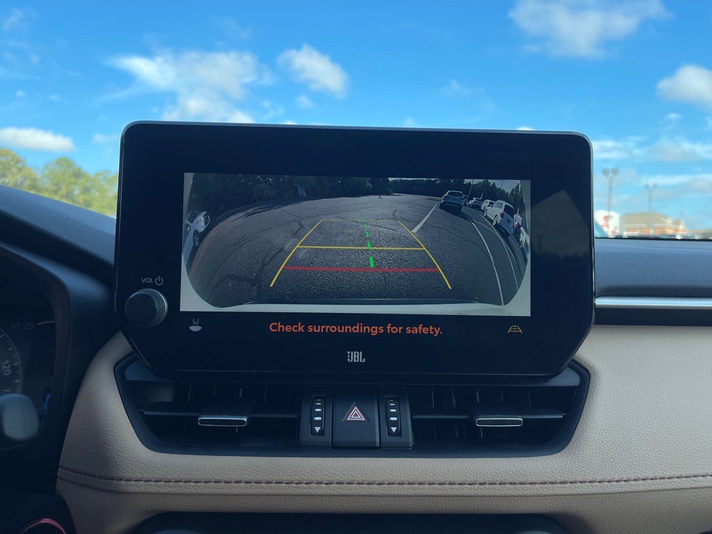 Used 2024 Toyota RAV4 XLE Premium image 6