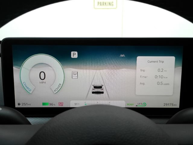 Used 2024 Genesis GV60 RWD image 43