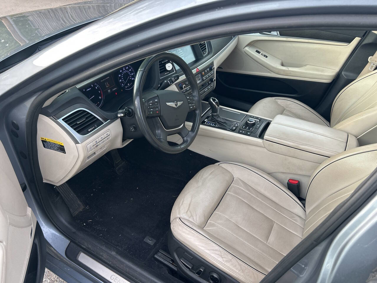 Used 2017 Genesis G80 3.8 w/ Option Group 03 image 12