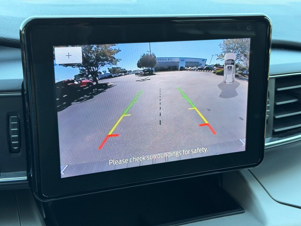 Used 2023 Ford Explorer XLT w/ Equipment Group 202A RWD image 42