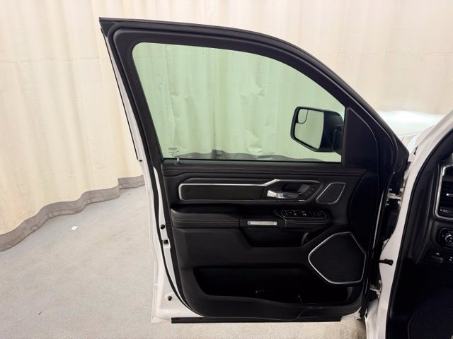 Used 2023 RAM 1500 Laramie AWD/4WD image 11