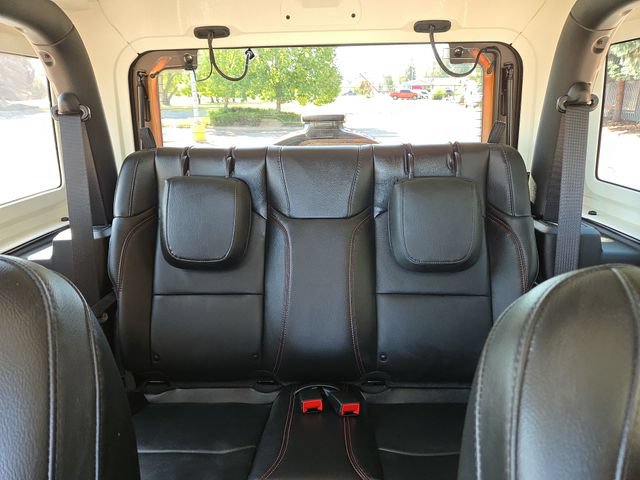 Used 2021 Jeep Wrangler Rubicon AWD/4WD image 31