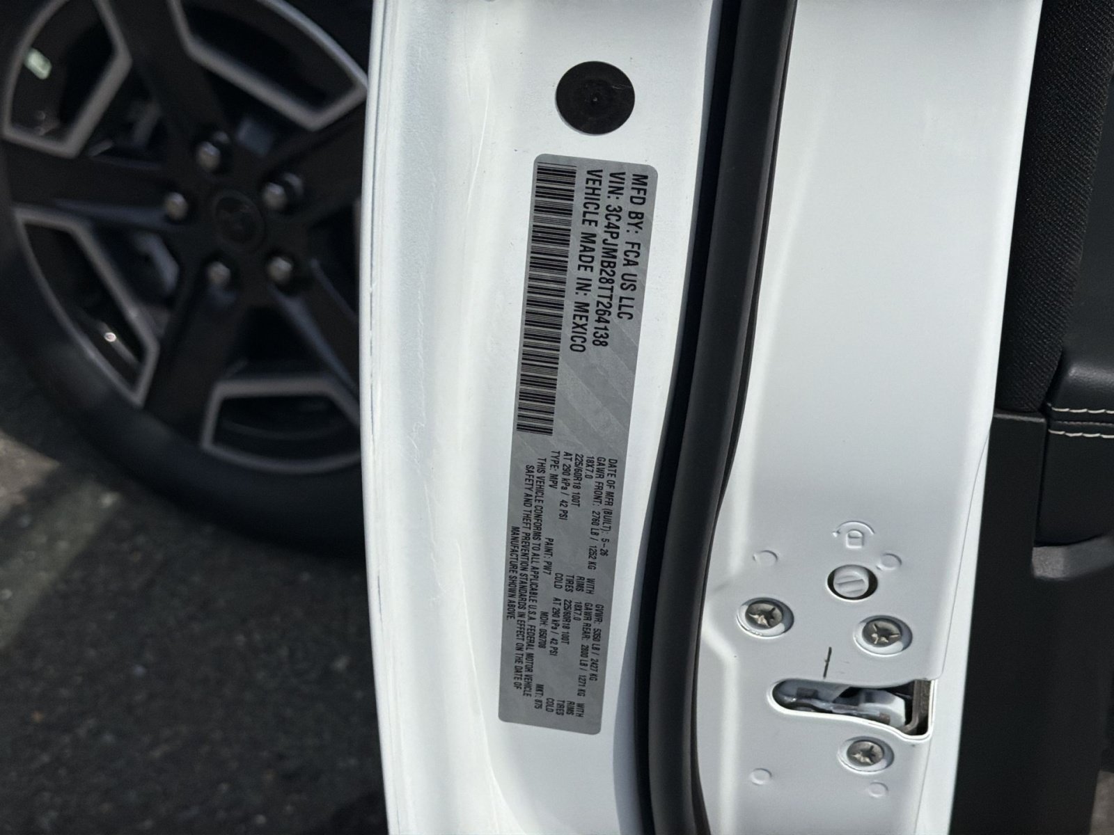 New 2026 Jeep Cherokee Laredo AWD/4WD image 27