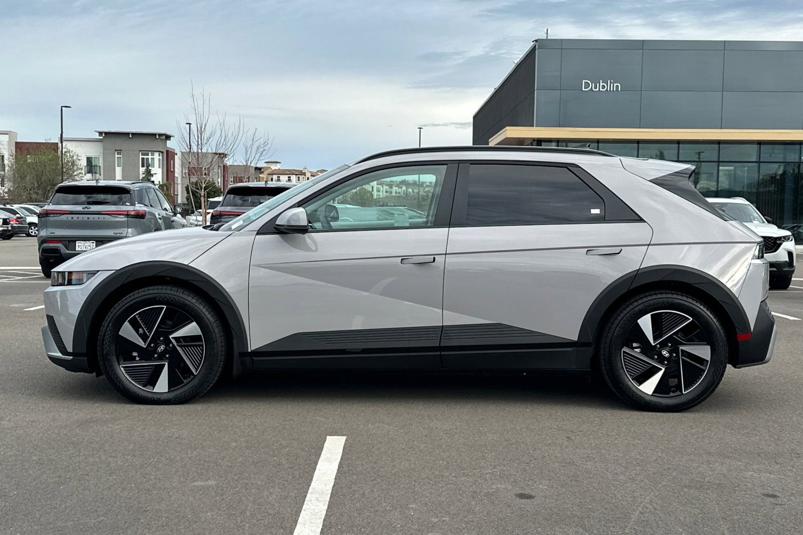 Used 2025 Hyundai Ioniq 5 SEL image 7