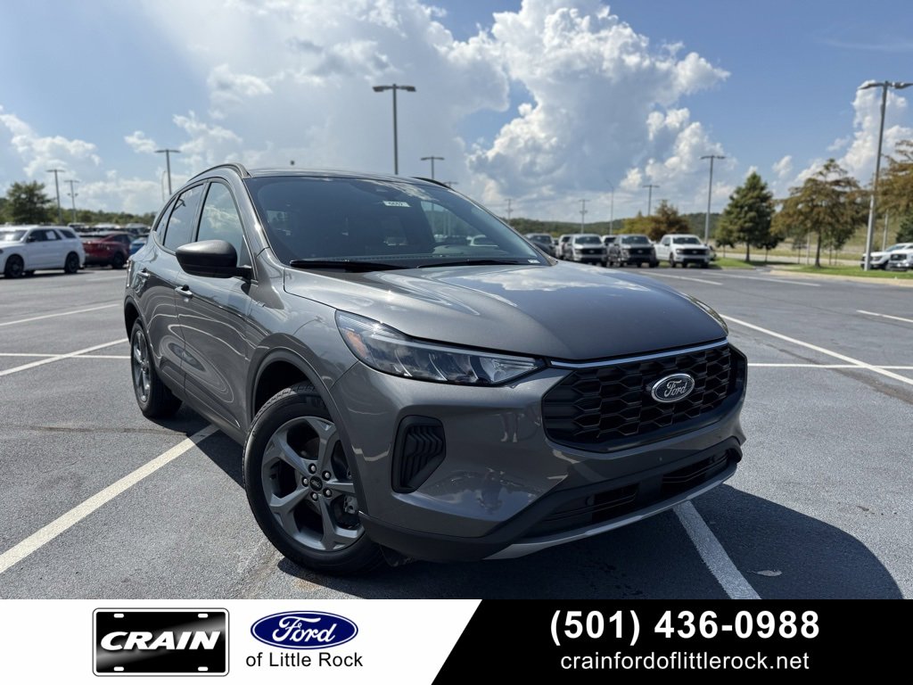 New 2025 Ford Escape ST-Line w/ Equipment Group 301A