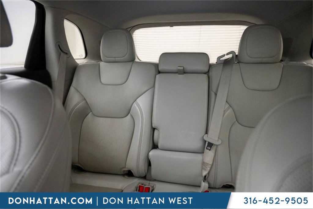 Used 2021 Jeep Cherokee Latitude Lux w/ Comfort/Convenience Group image 20