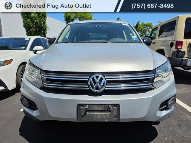 Used 2017 Volkswagen Tiguan Sport AWD/4WD image 2
