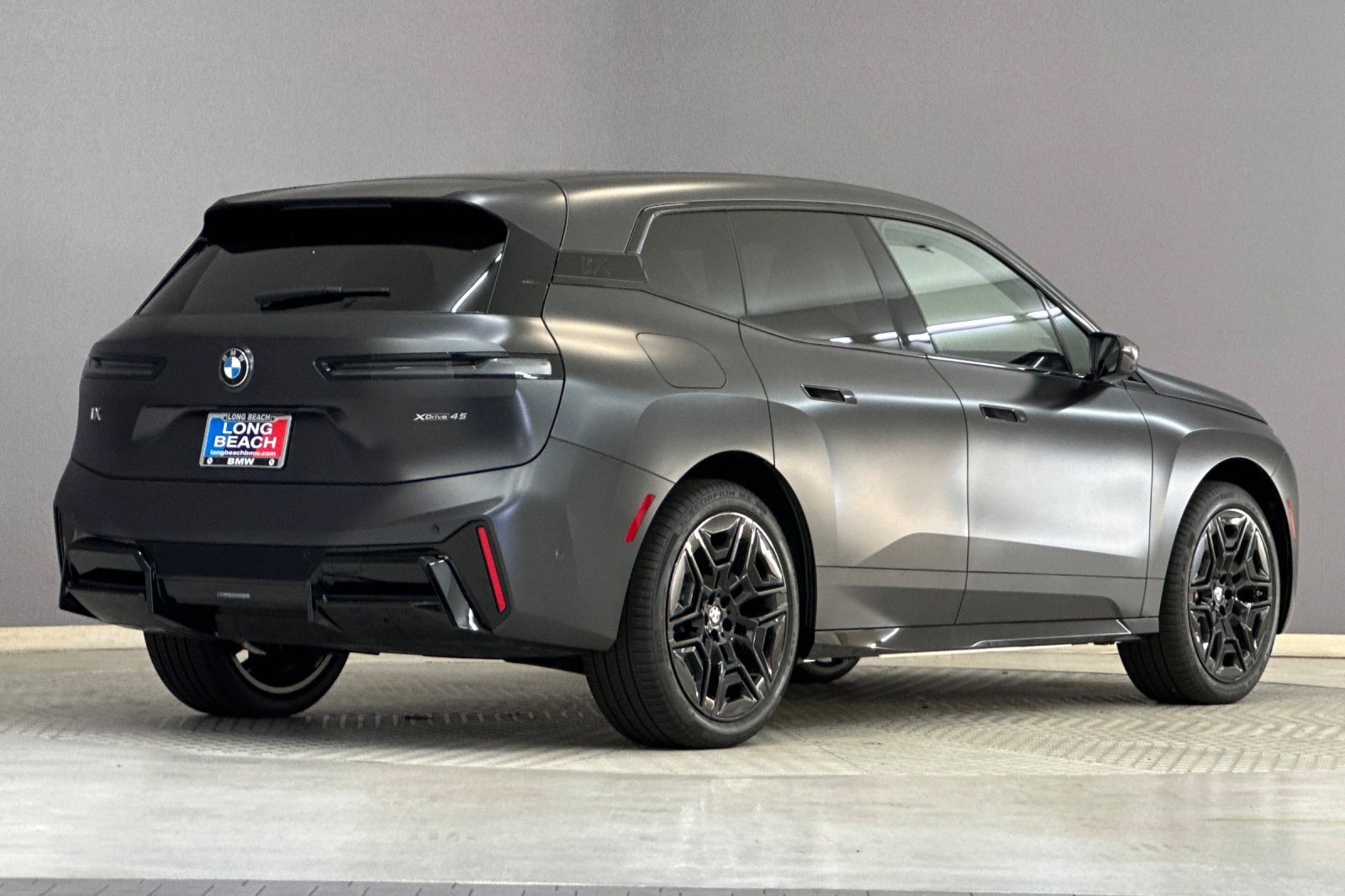 New 2026 BMW iX xDrive45 w/ M Sport Package image 8